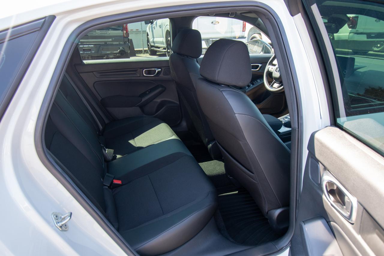 2025 Honda Civic Sport CVT Photo5