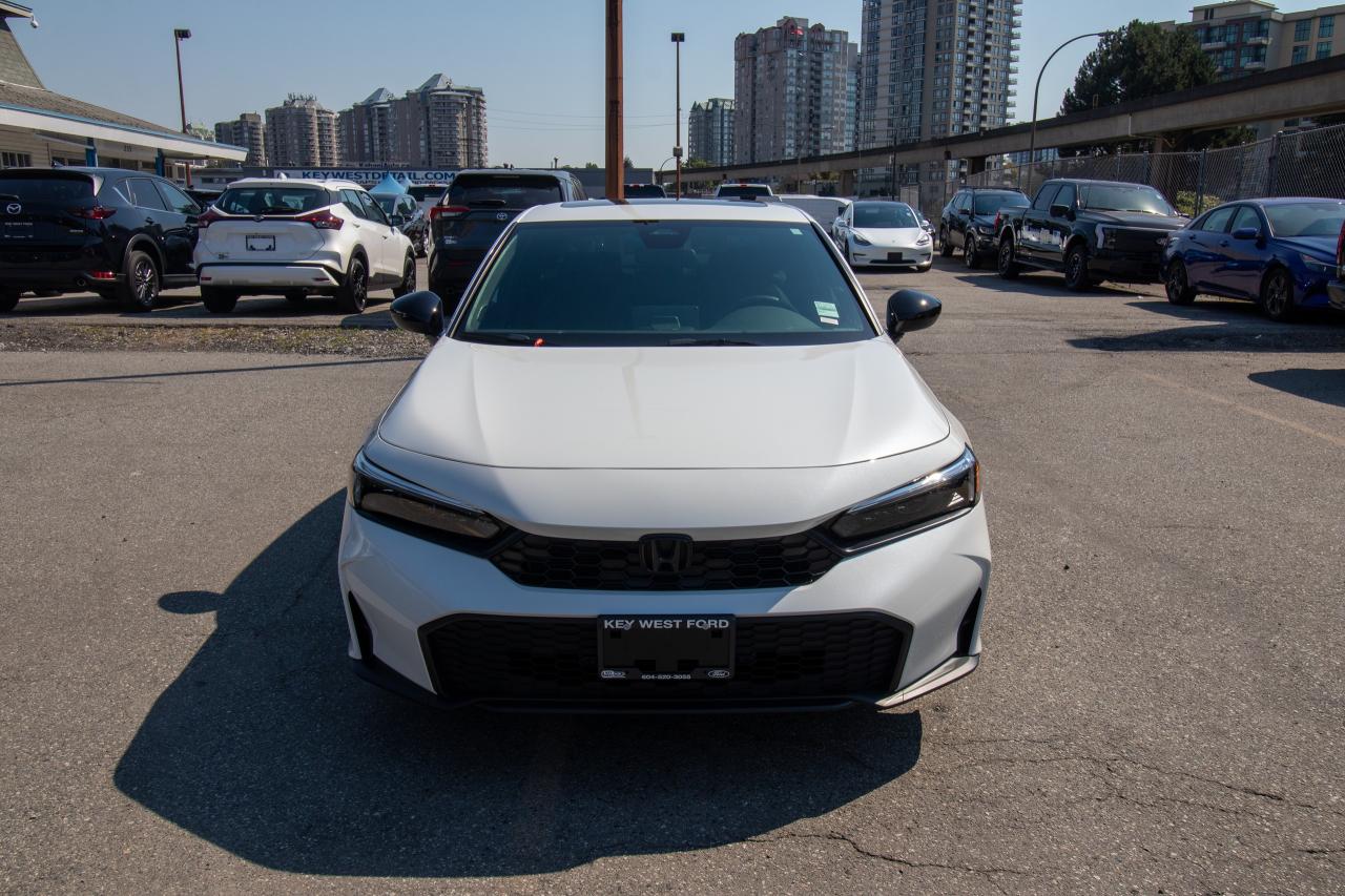 2025 Honda Civic Sport CVT Photo3