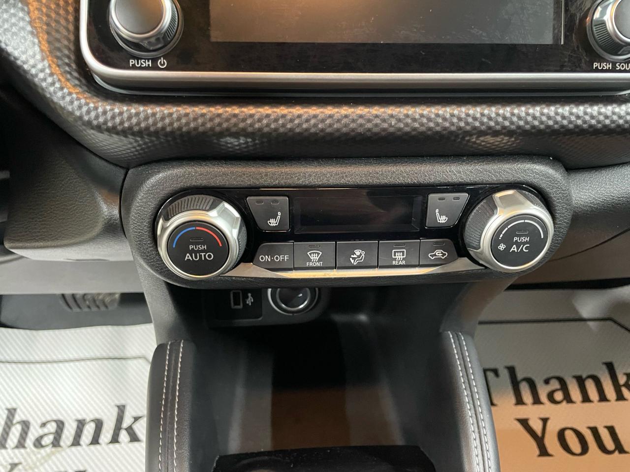 2019 Nissan Kicks SV | ANROID AUTO/APPLE CARPLAY | HEATED SEATS Photo