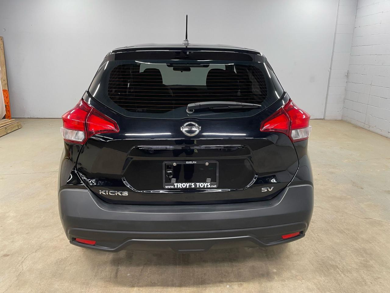 2019 Nissan Kicks SV | ANROID AUTO/APPLE CARPLAY | HEATED SEATS Photo