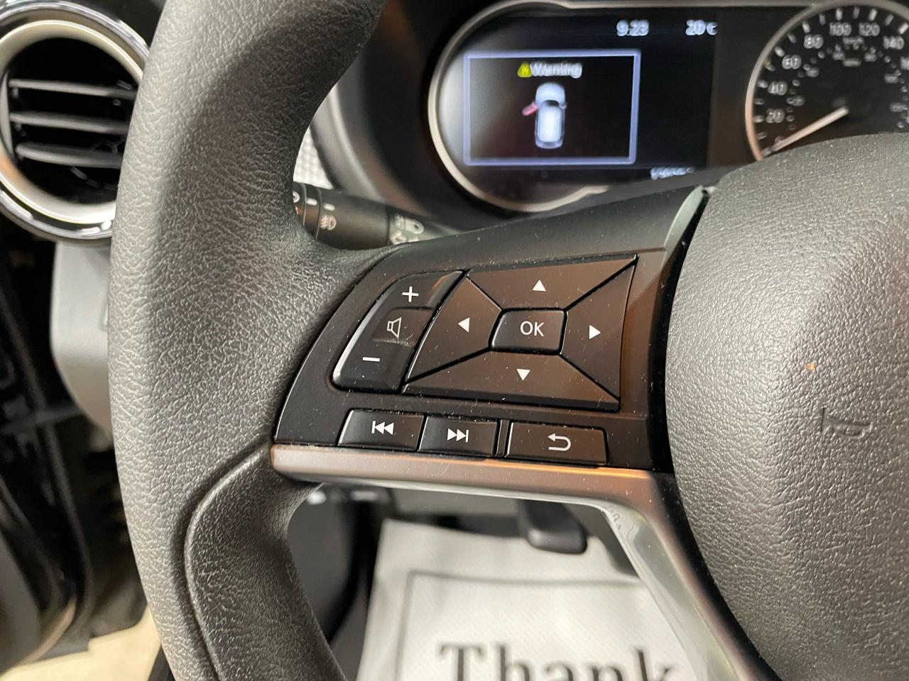 2019 Nissan Kicks SV Photo15