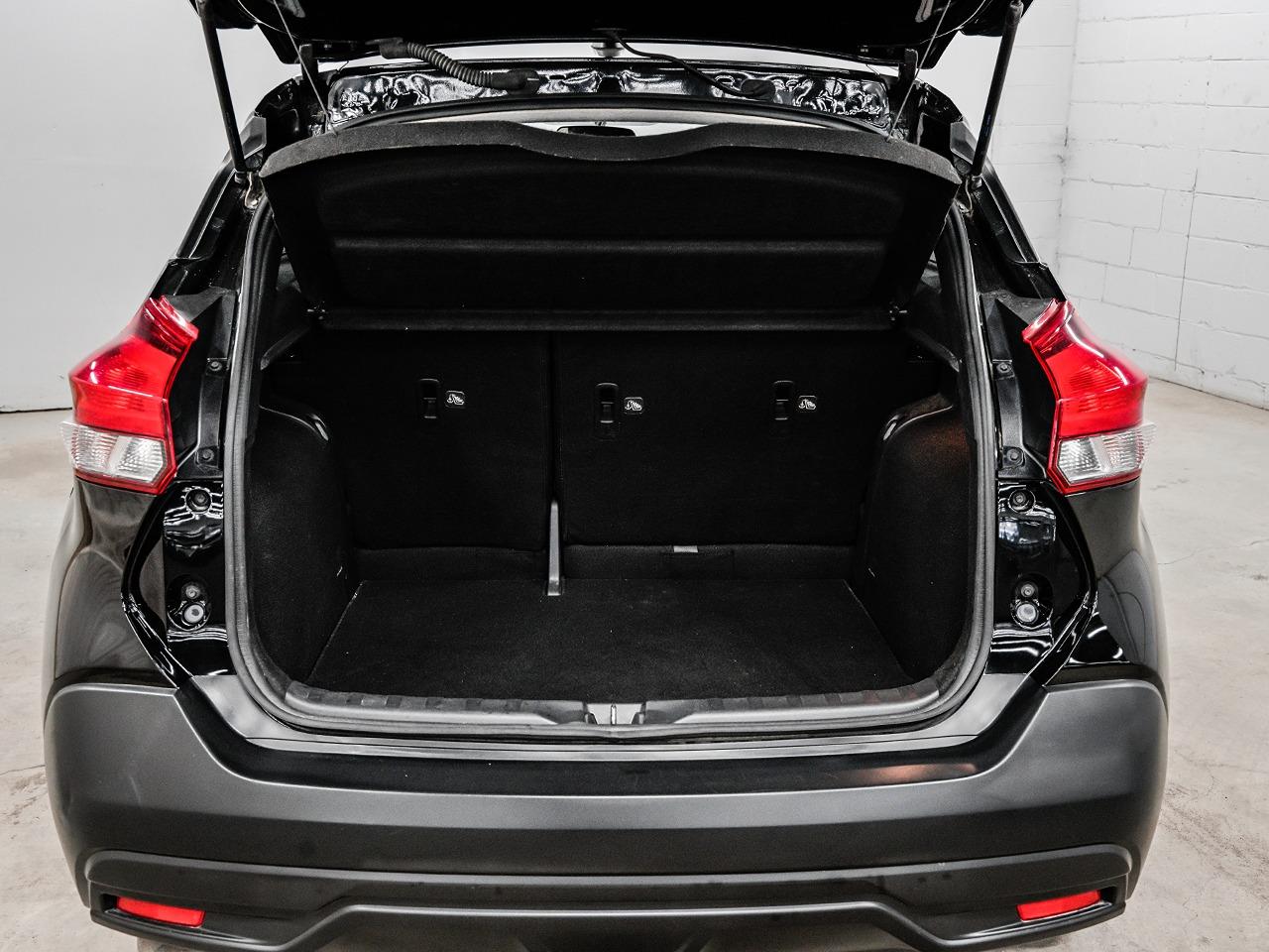 2019 Nissan Kicks SV | ANROID AUTO/APPLE CARPLAY | HEATED SEATS Photo7