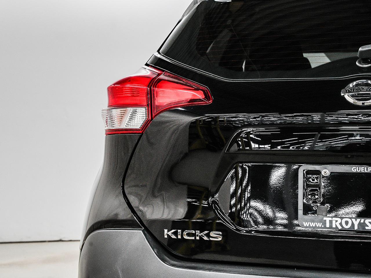 2019 Nissan Kicks SV | ANROID AUTO/APPLE CARPLAY | HEATED SEATS Photo36