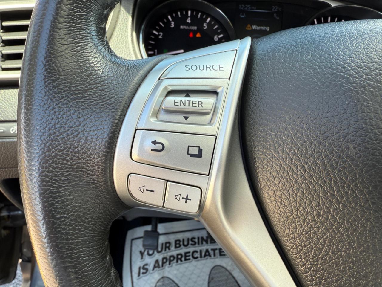 2014 Nissan Rogue AWD 4dr SL Photo