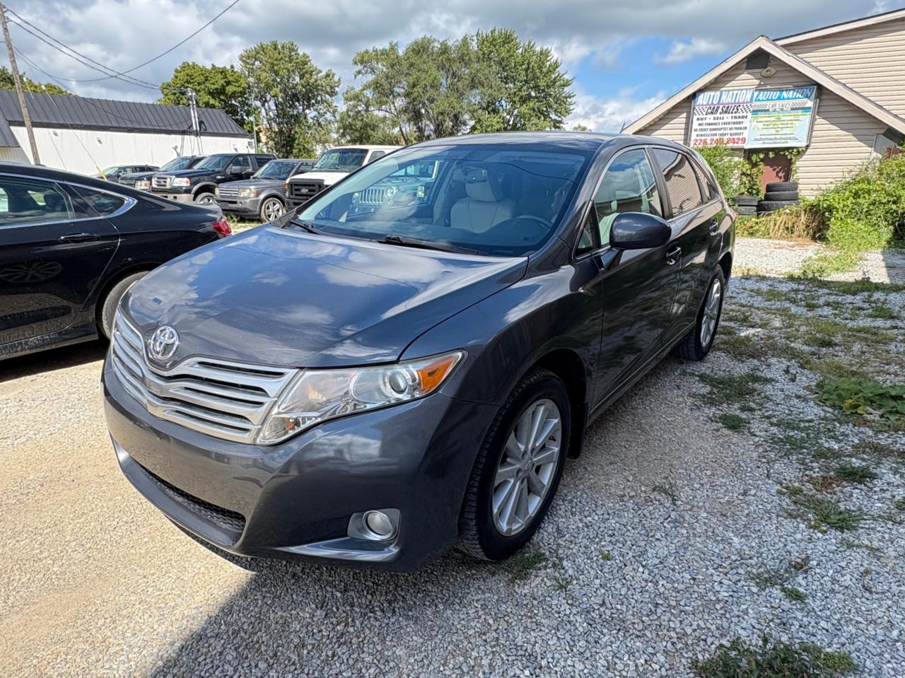 2012 Toyota Venza 4dr Wgn with Safety and Warranty, Financing available Photo2