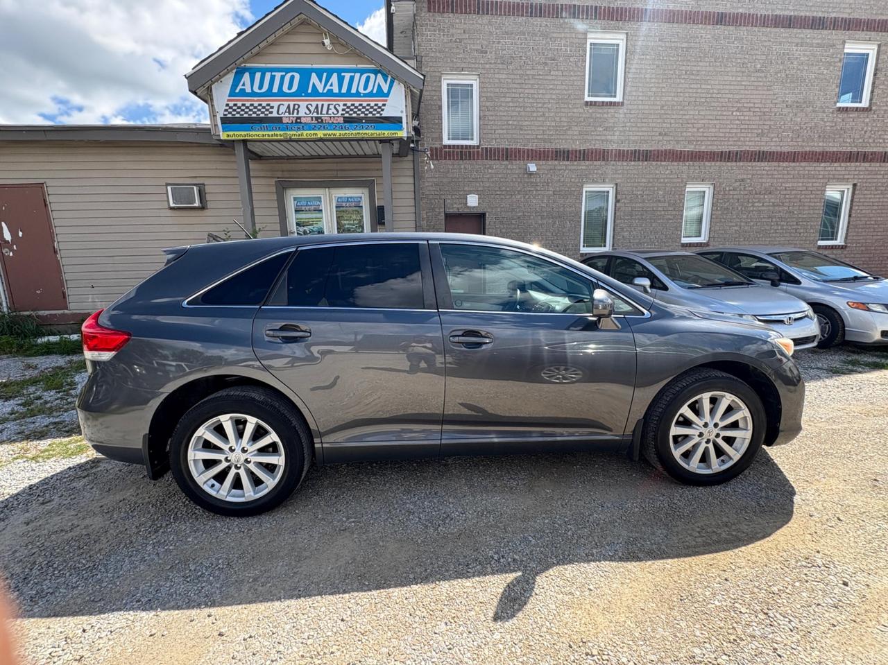 2012 Toyota Venza 4dr Wgn with Safety and Warranty, Financing available Photo