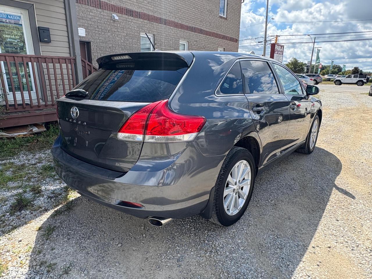 2012 Toyota Venza 4dr Wgn with Safety and Warranty, Financing available Photo