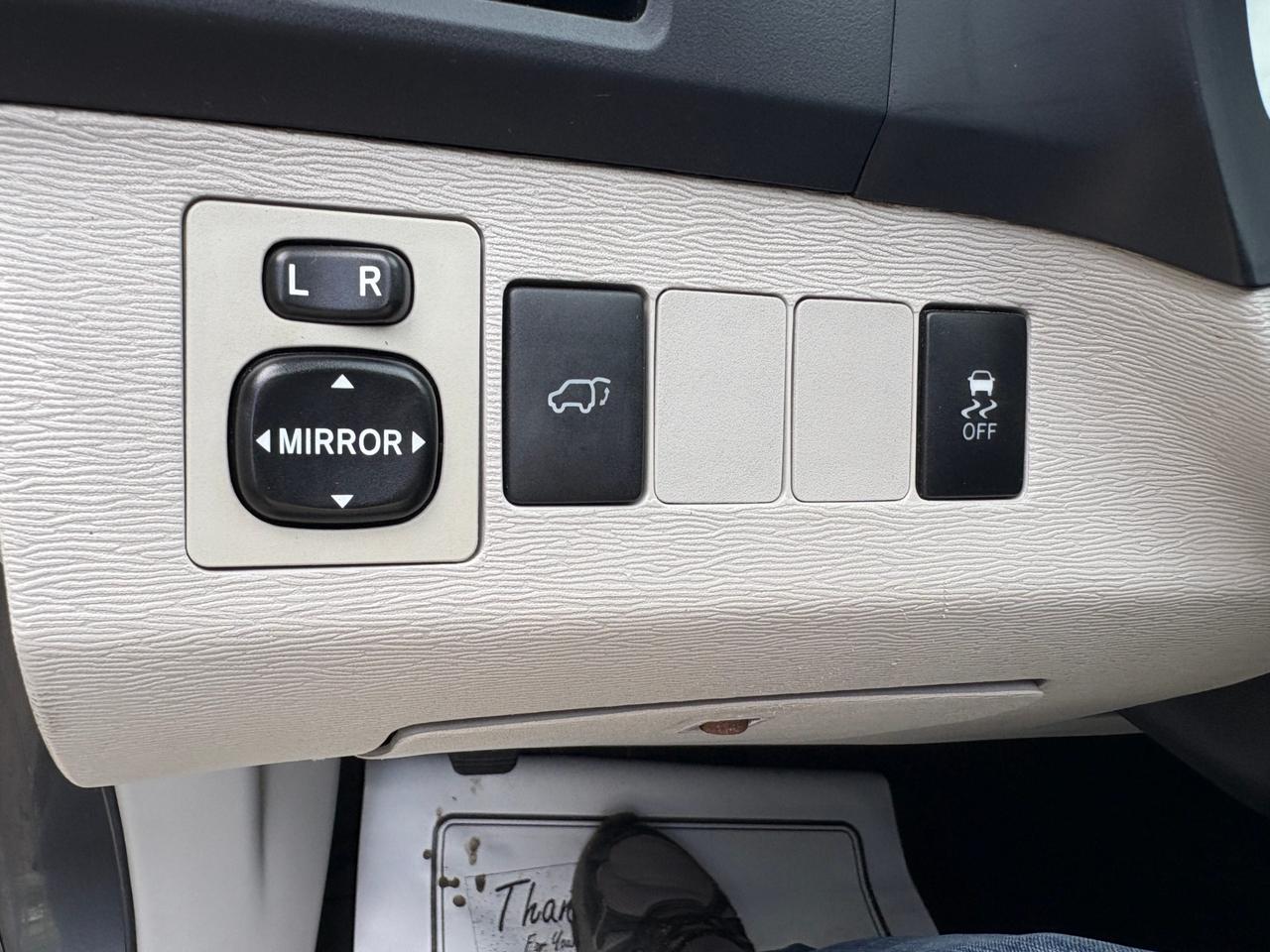 2012 Toyota Venza 4dr Wgn with Safety and Warranty, Financing available Photo