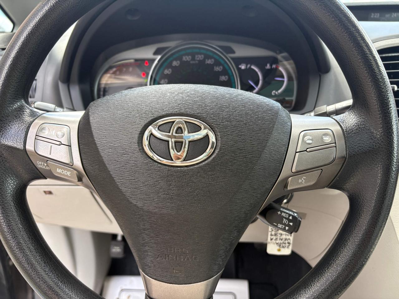2012 Toyota Venza 4dr Wgn with Safety and Warranty, Financing available Photo