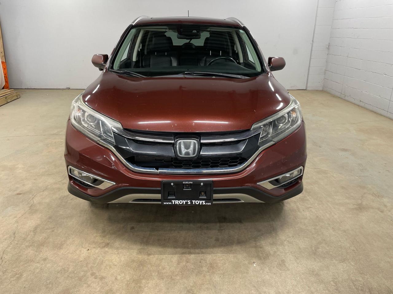 2016 Honda CR-V Touring | LEATHER | SUNROOF | AWD Photo