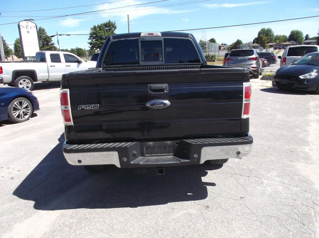 2011 Ford F-150 4X4 FX4 LARIAT 4 DOOR - Photo #4