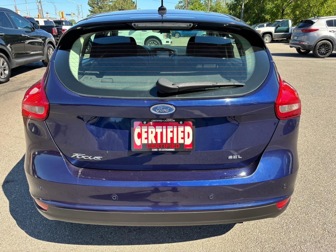 2017 Ford Focus SEL ** CARPLAY, NAV, HTD SEATS ** Photo3