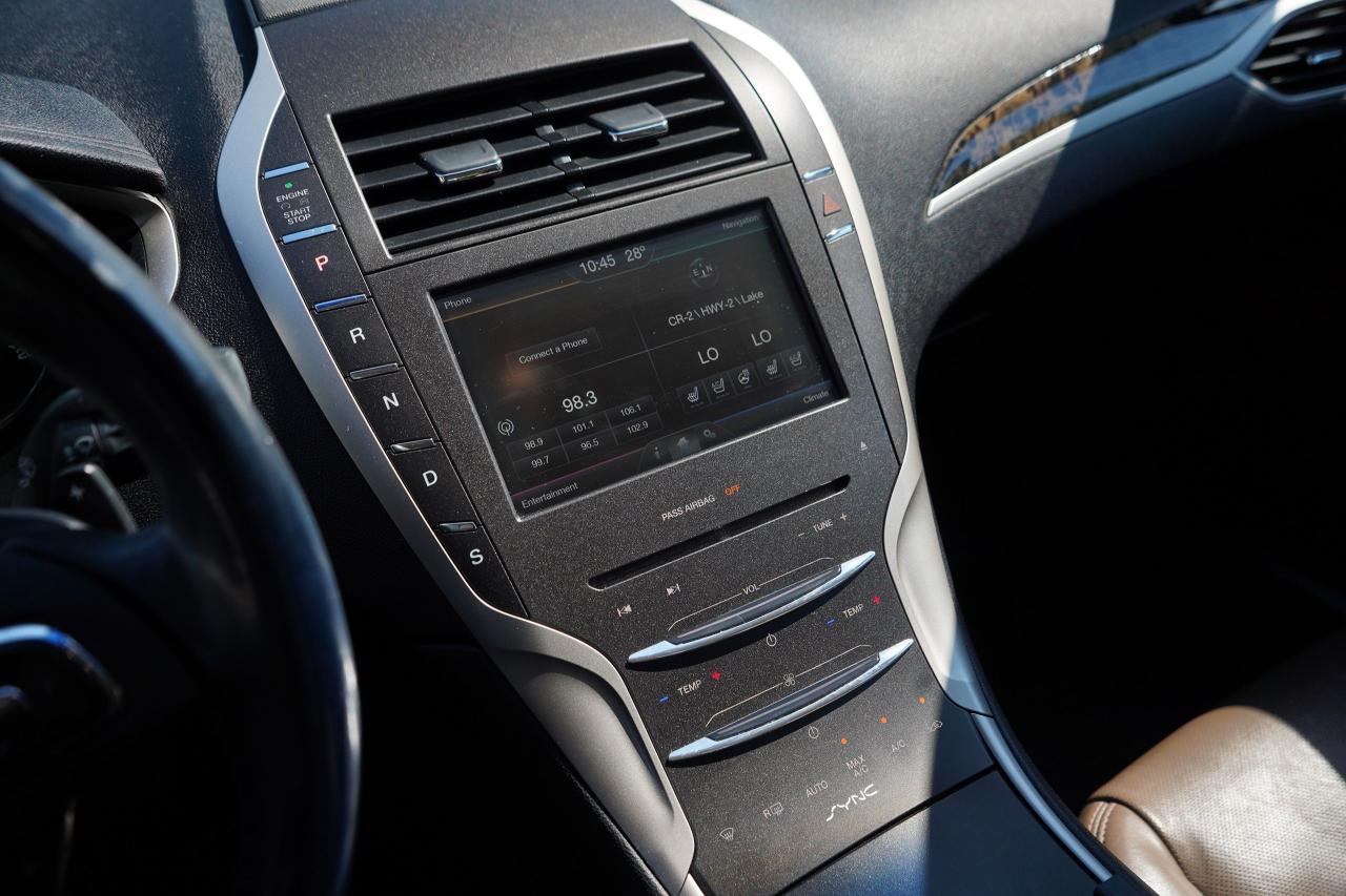 2016 Lincoln MKZ undefined - Photo #13
