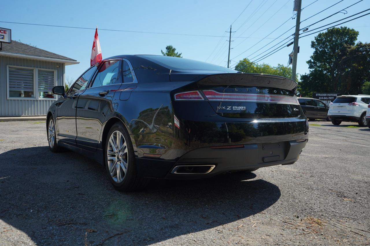 2016 Lincoln MKZ undefined - Photo #3