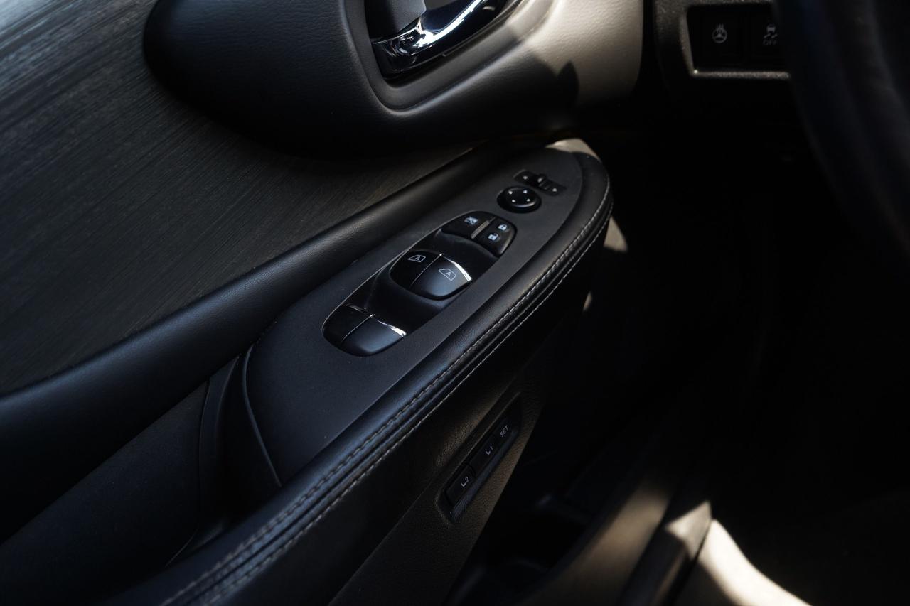 2016 Nissan Murano SV - Photo #7