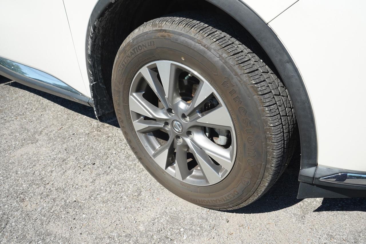 2016 Nissan Murano SV - Photo #18