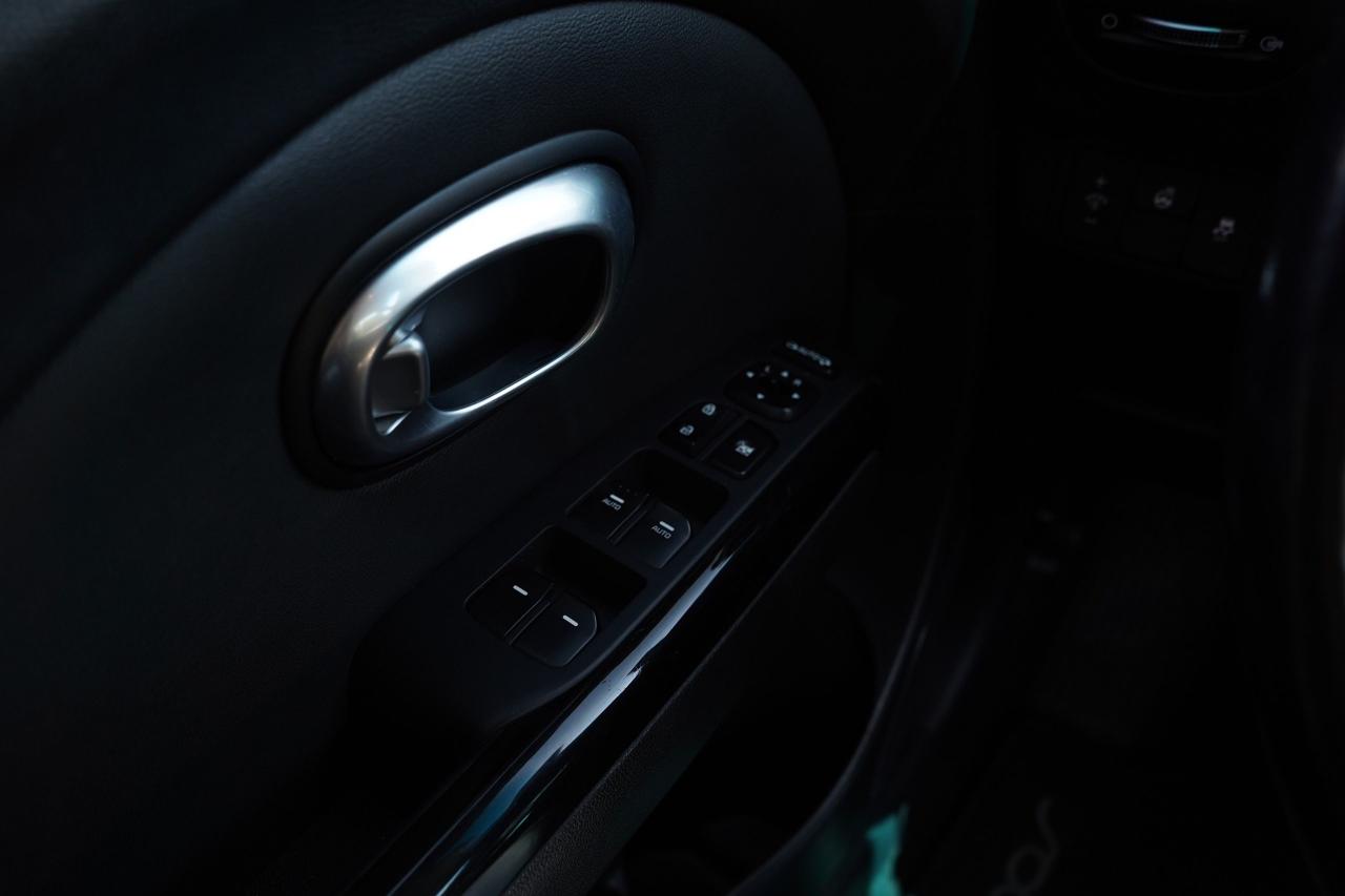 2015 Kia Soul SX Luxury - Photo #3