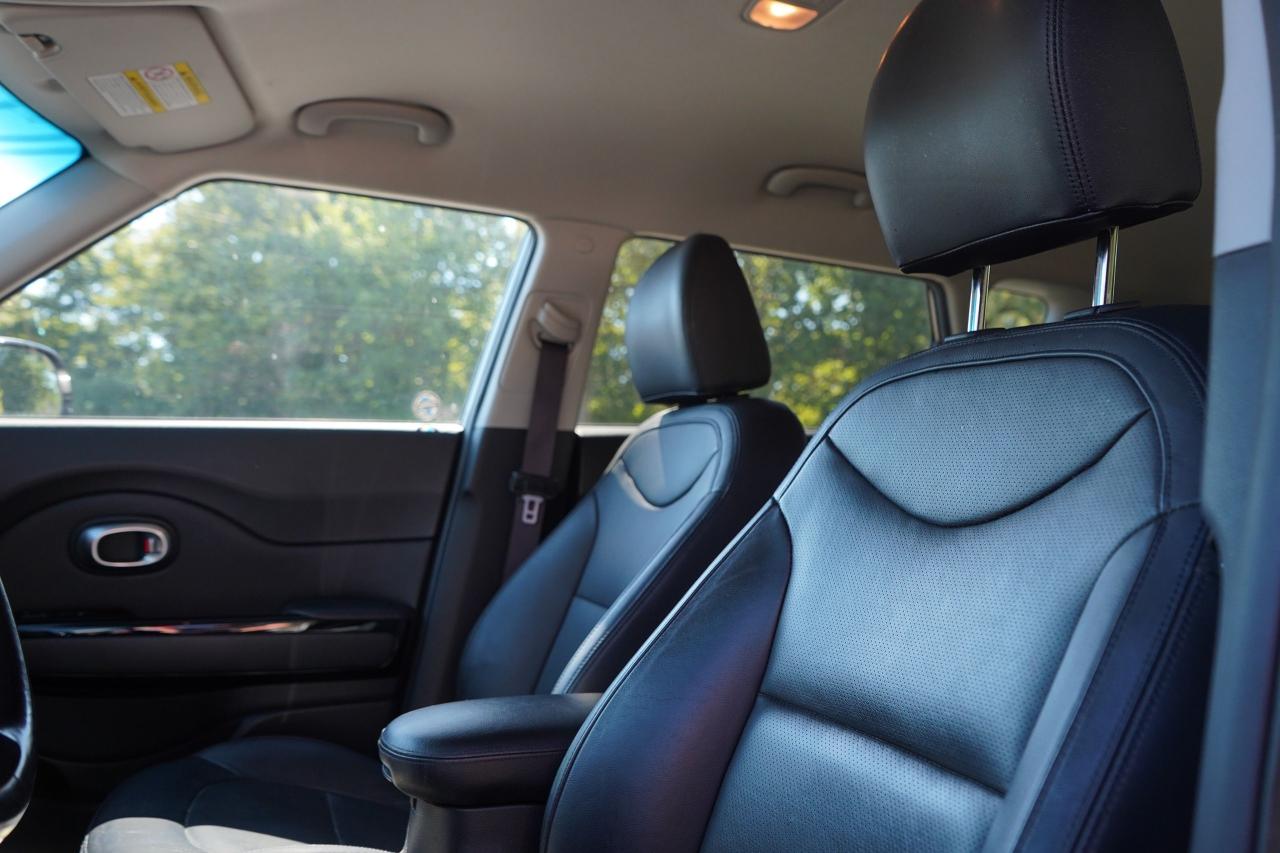 2015 Kia Soul SX Luxury - Photo #14