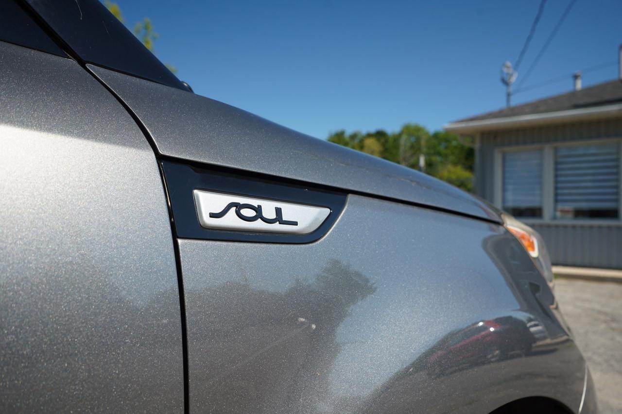 2015 Kia Soul SX Luxury - Photo #17