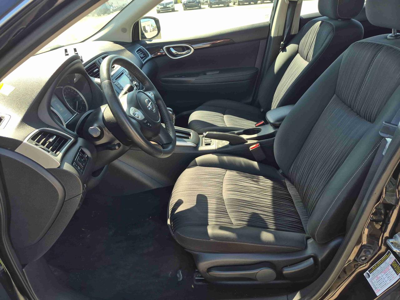 2018 Nissan Sentra SV Photo