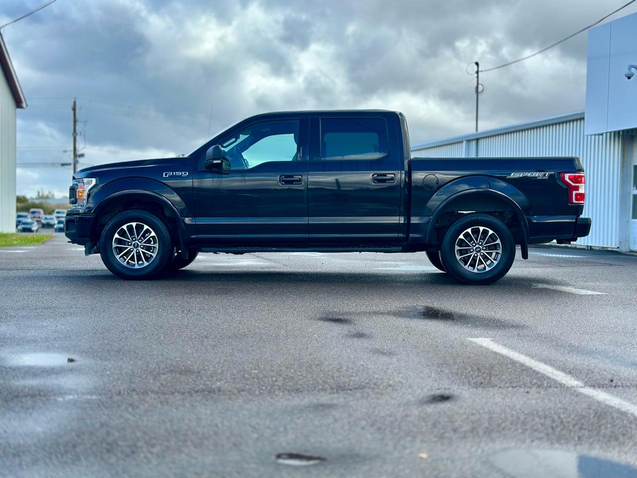 2020 Ford F-150 XLT 4X4 SUPERCREW W/ SPORT / 1 OWNER Photo