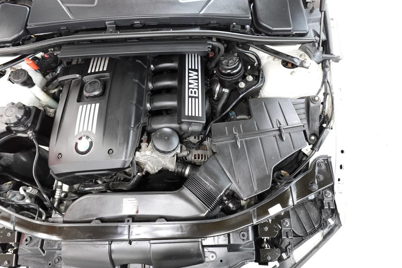 2013 BMW 3 Series 328i Cabriolet - No Accident, New Timing - Photo #30