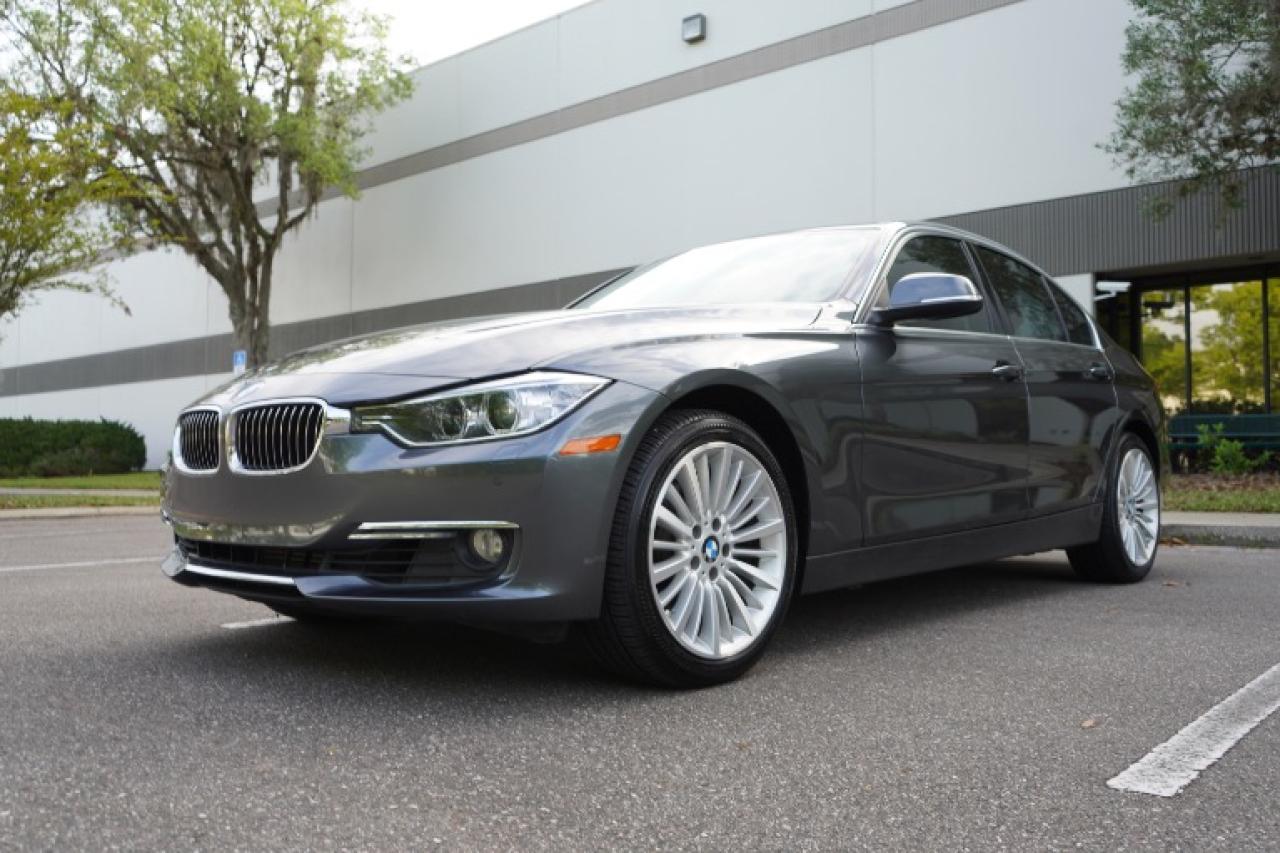 Used 2015 BMW 3 Series 328i xDrive for sale in Scarborough, ON