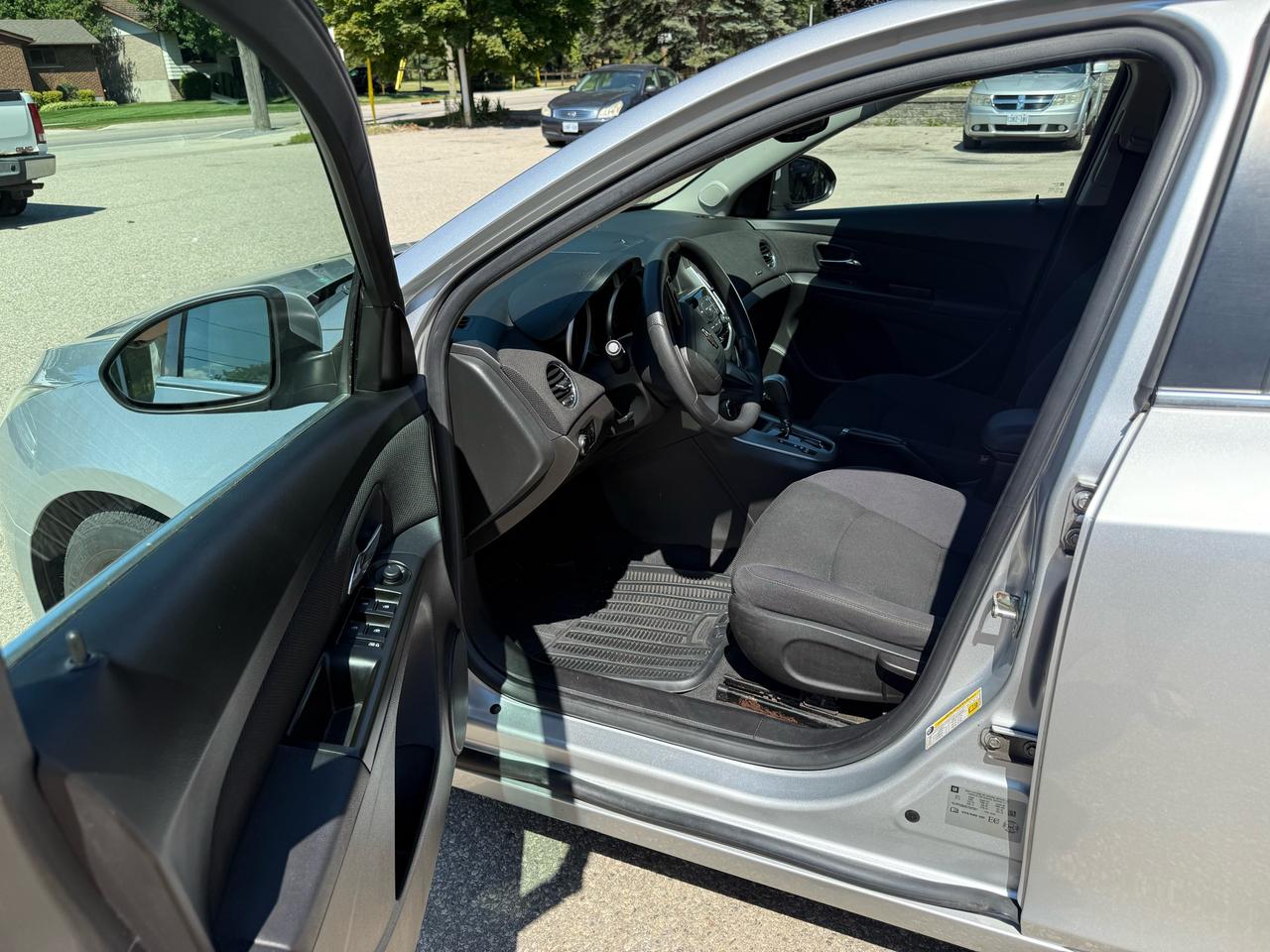 2012 Chevrolet Cruze LT Turbo w/1SA Photo
