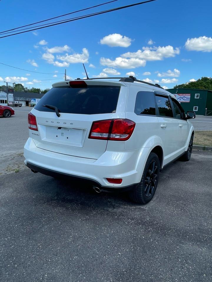 2016 Dodge Journey SXT - Photo #3