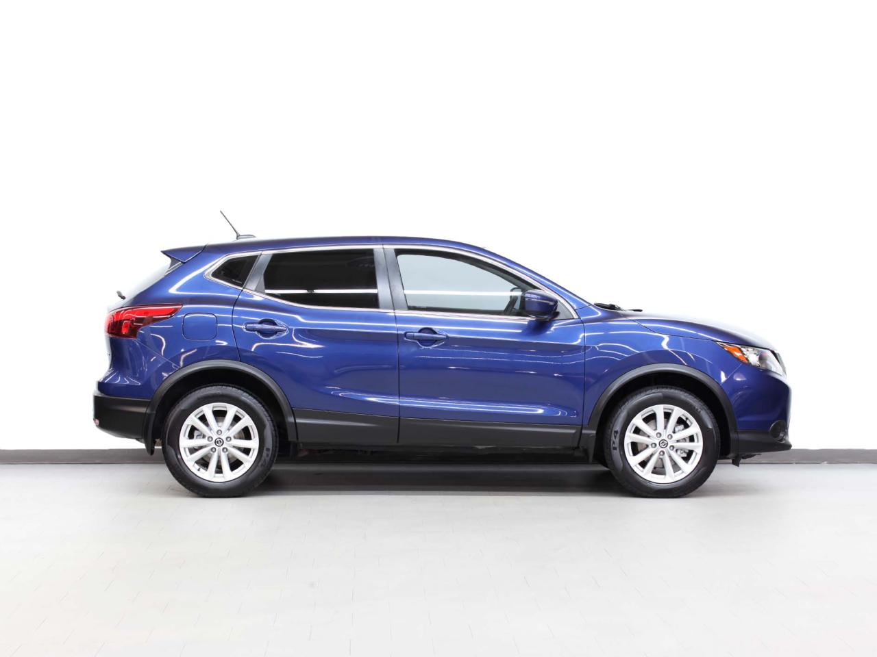 2019 Nissan Qashqai SV | AWD | Sunroof | Heated Steering | CarPlay