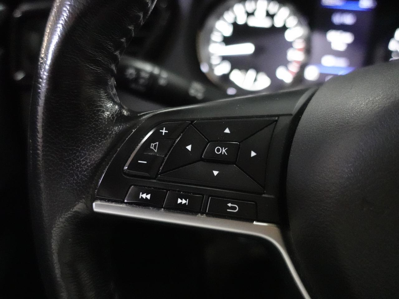 2019 Nissan Qashqai SV | AWD | Sunroof | Heated Steering | CarPlay