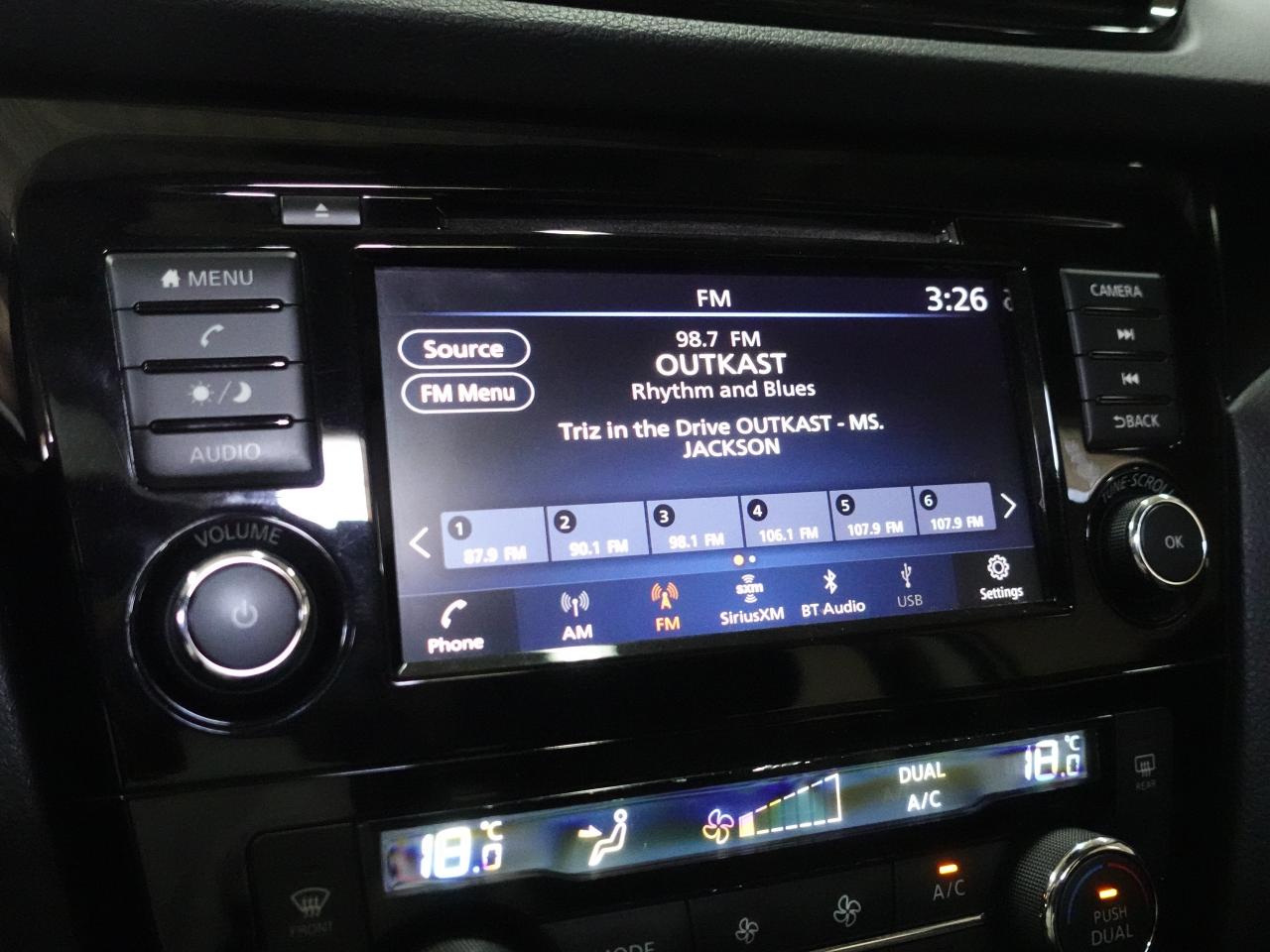 2019 Nissan Qashqai SV | AWD | Sunroof | Heated Steering | CarPlay