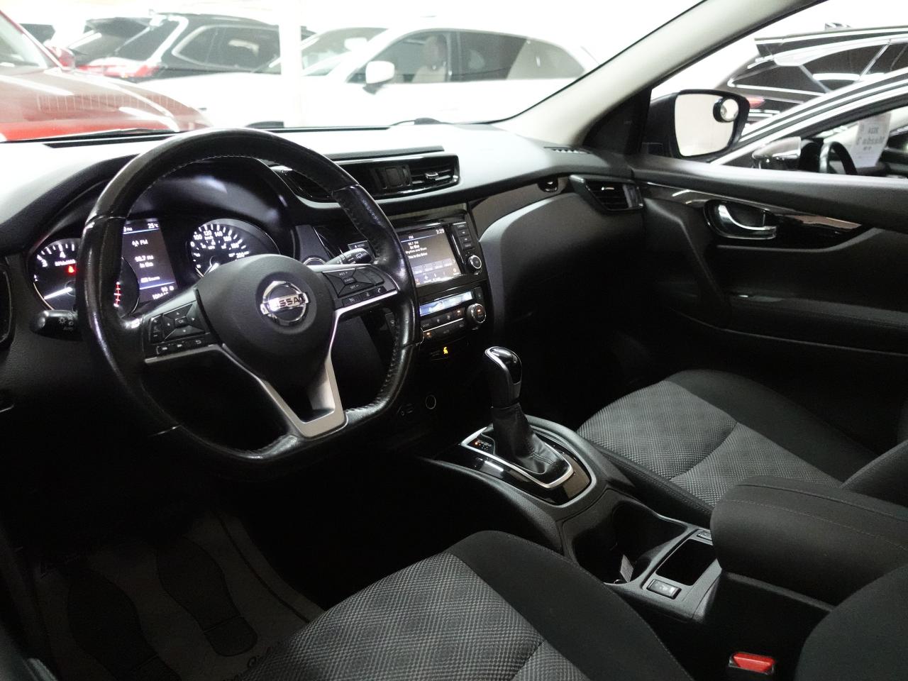 2019 Nissan Qashqai SV | AWD | Sunroof | Heated Steering | CarPlay