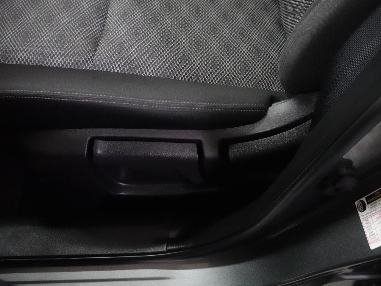 2019 Nissan Qashqai SV | AWD | Sunroof | Heated Steering | CarPlay