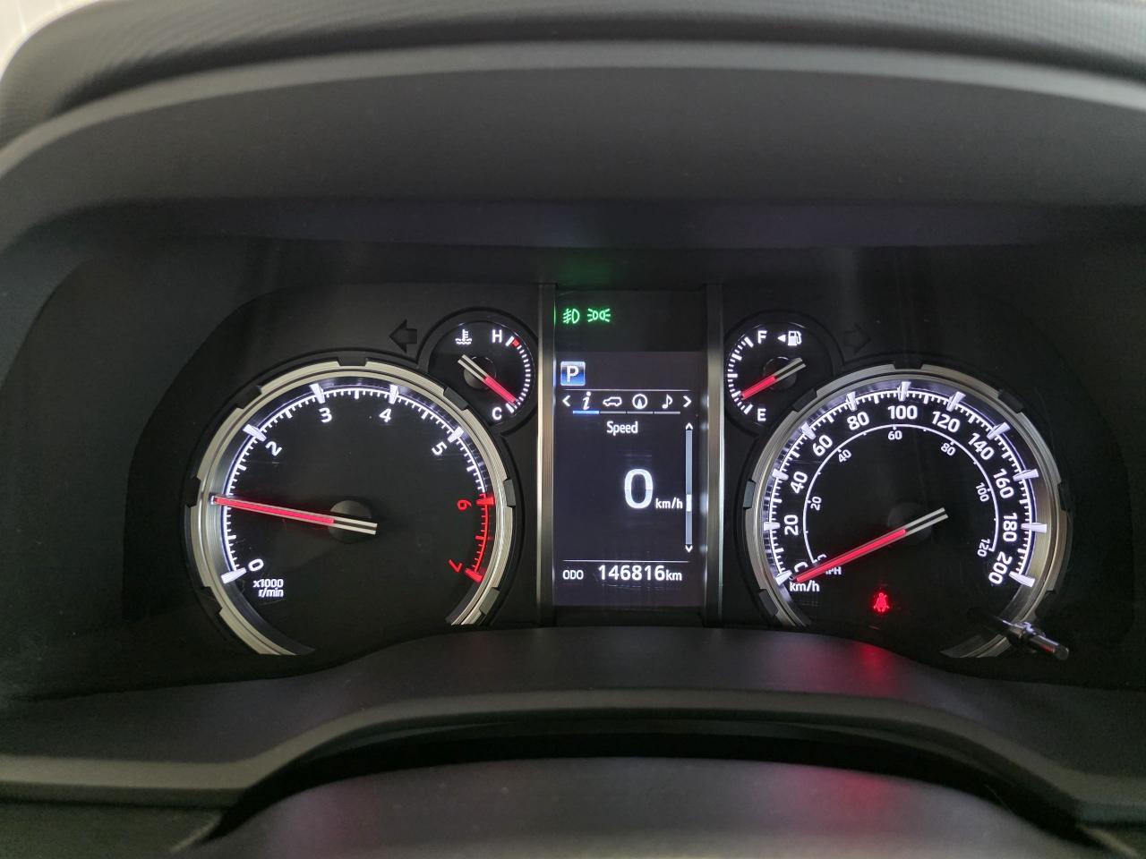 2021 Toyota 4Runner Off Road Photo0