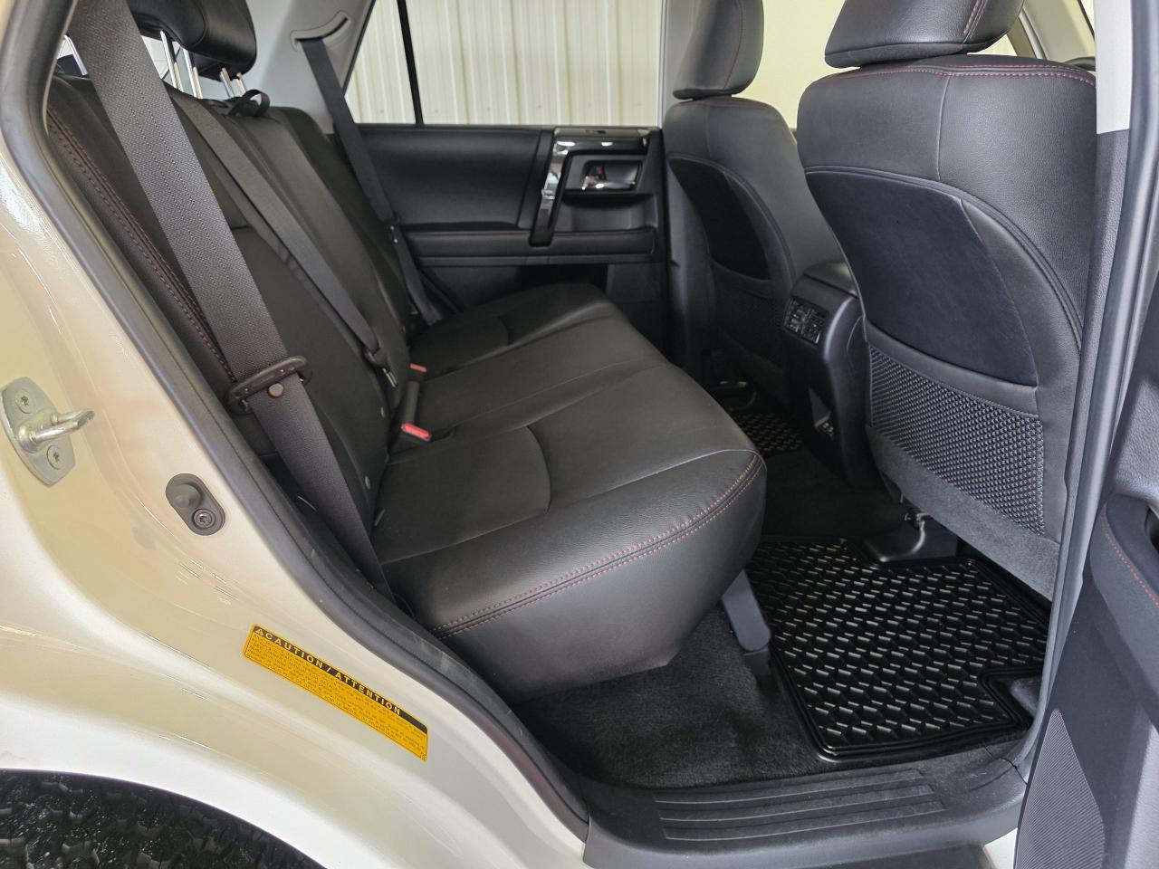2021 Toyota 4Runner Off Road Photo0