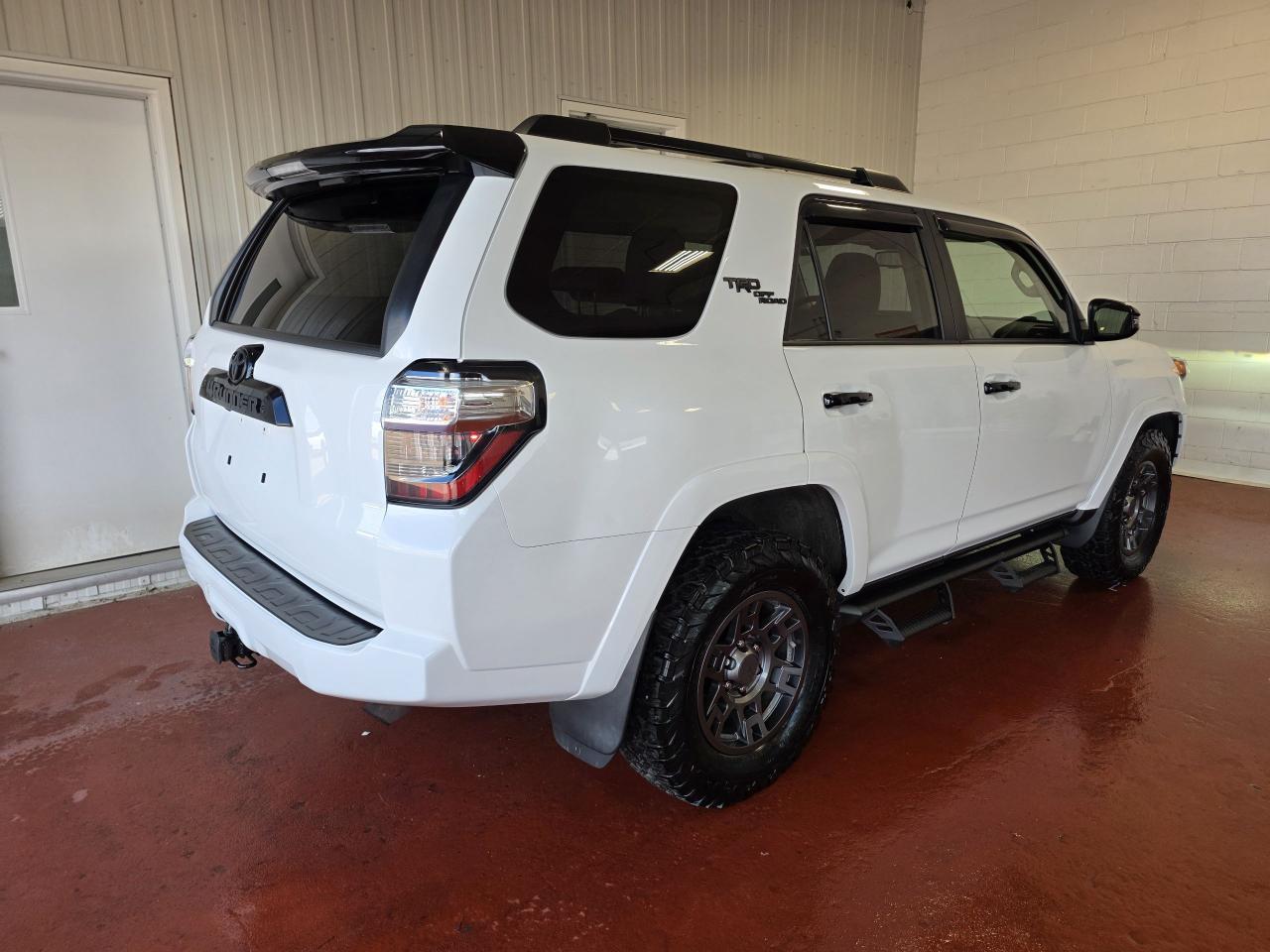 2021 Toyota 4Runner Off Road Photo0