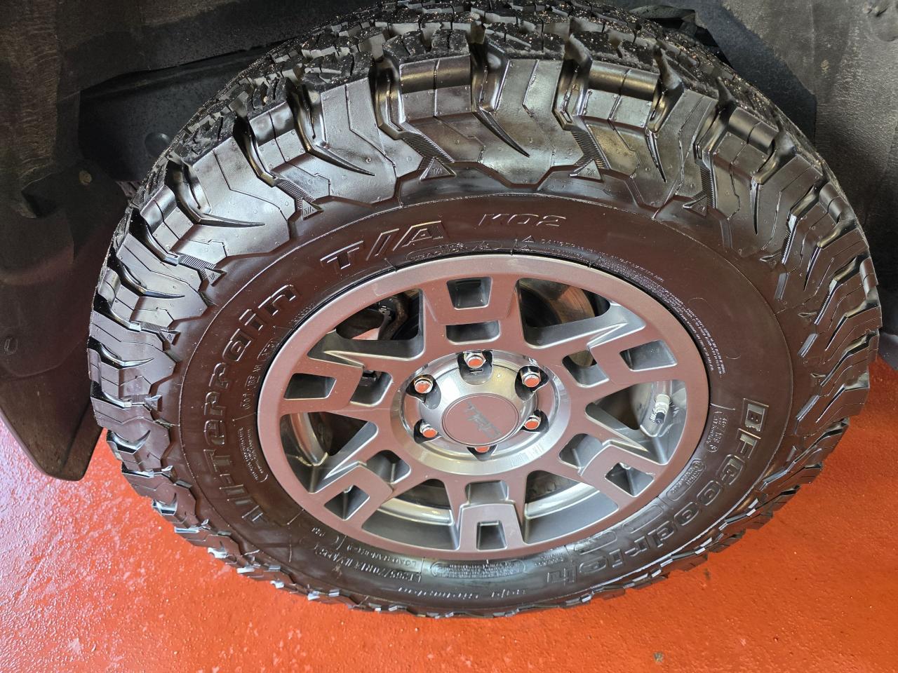 2021 Toyota 4Runner Off Road Photo0