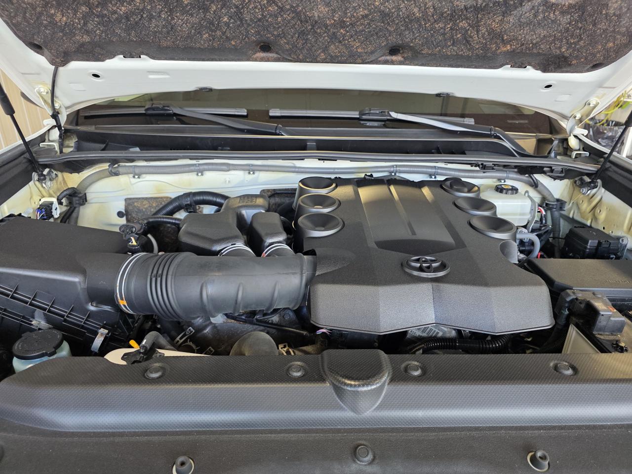 2021 Toyota 4Runner Off Road Photo0