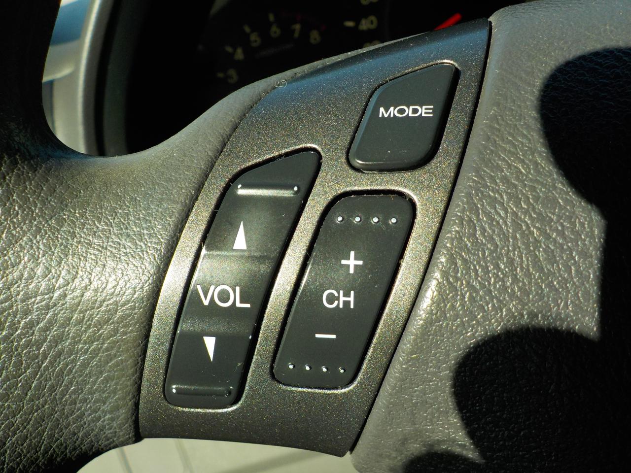 2010 Honda Odyssey EX-L - Photo #11