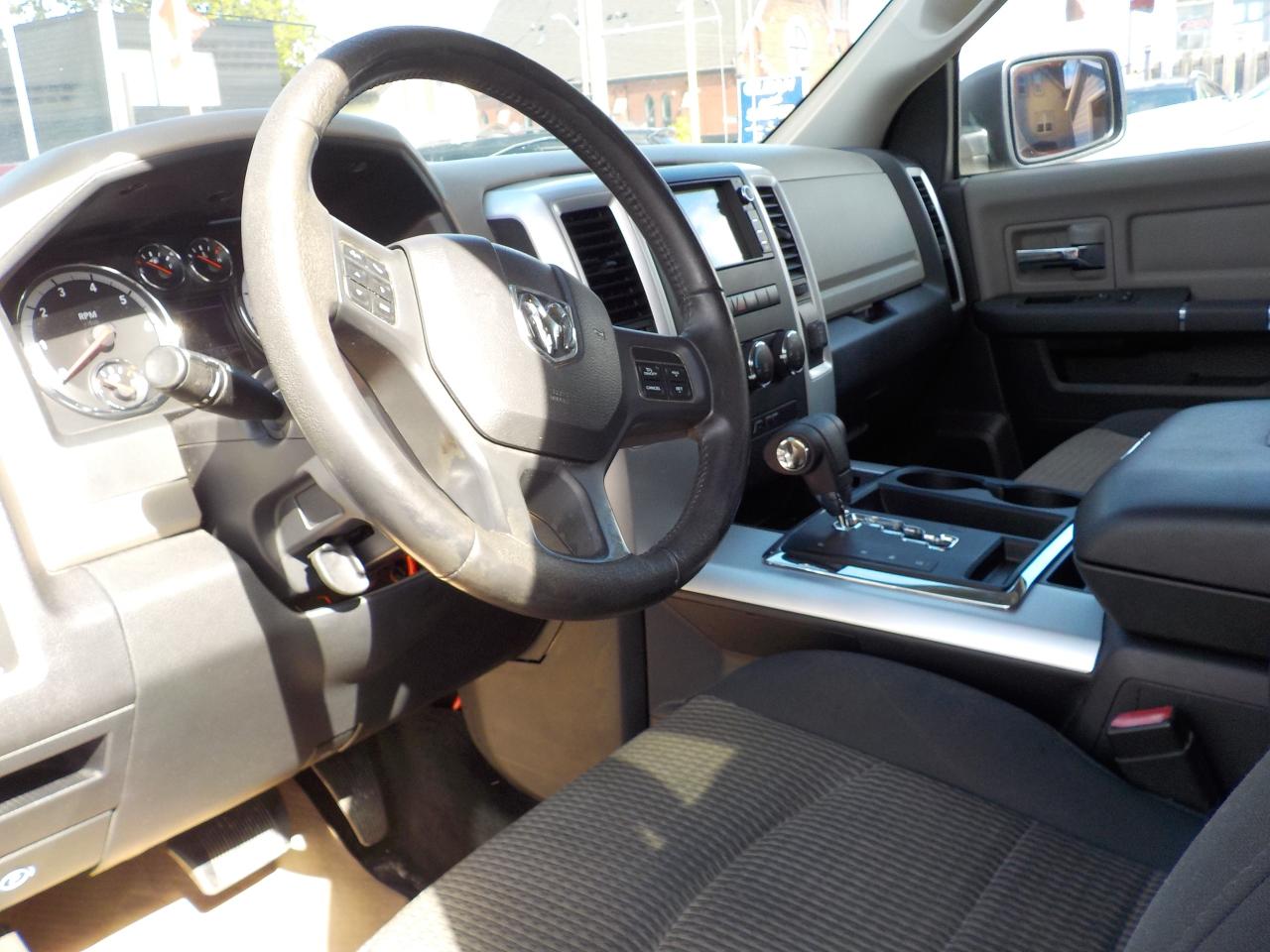 2012 RAM 1500 Big Horn - Photo #7