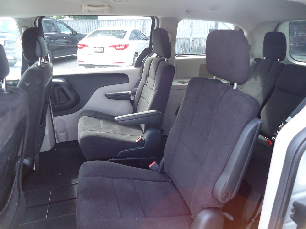 2013 Dodge Grand Caravan 4dr Wgn SXT - Photo #6