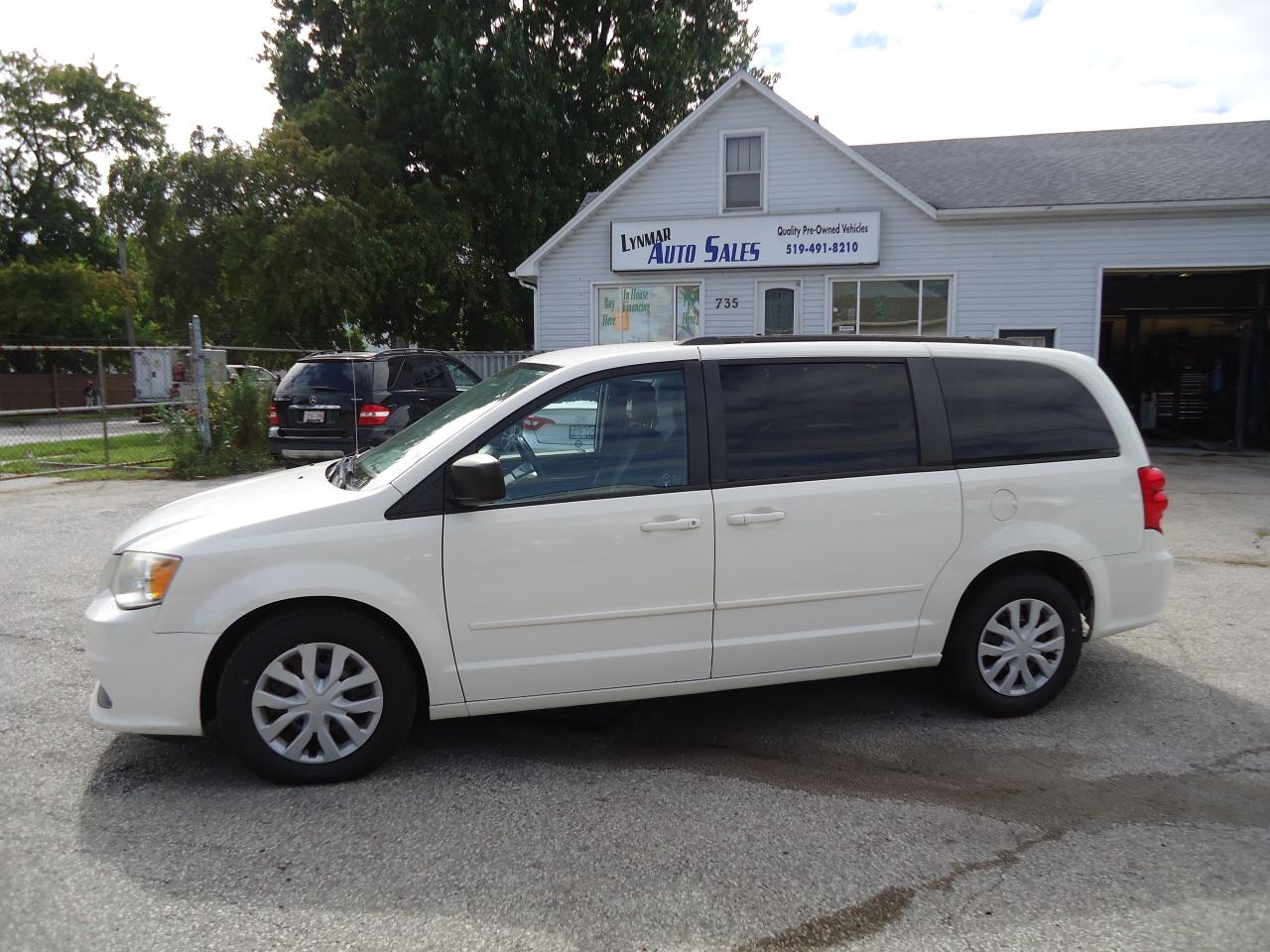 Used 2013 Dodge Grand Caravan 4dr Wgn SXT for sale in Sarnia, ON