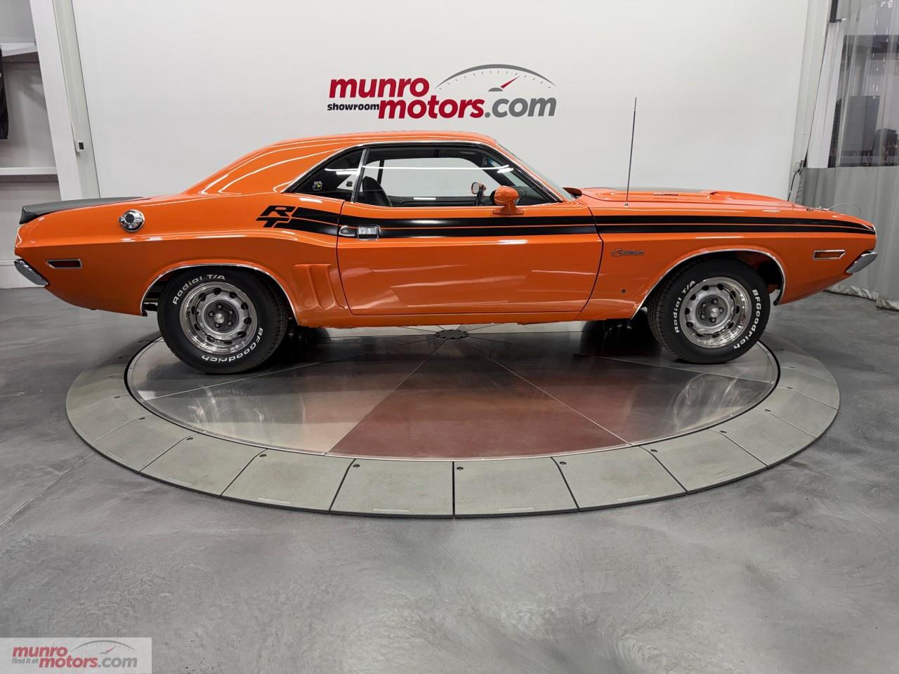 1971 Dodge Challenger Hardtop Photo