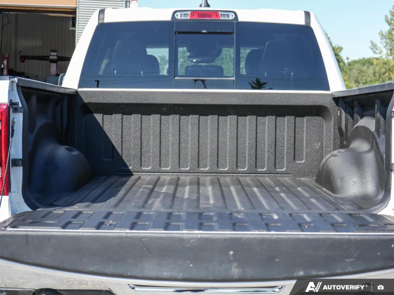 2022 RAM 1500 Laramie APPLE CARPLAY/ANDROID AUTO | FRONT HEATED SEATS | Photo