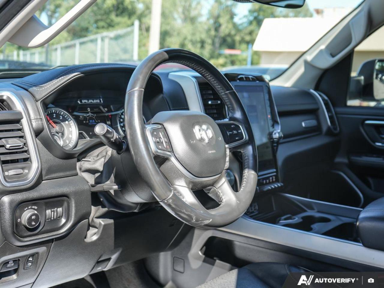 2022 RAM 1500 Laramie APPLE CARPLAY/ANDROID AUTO | FRONT HEATED SEATS | Photo