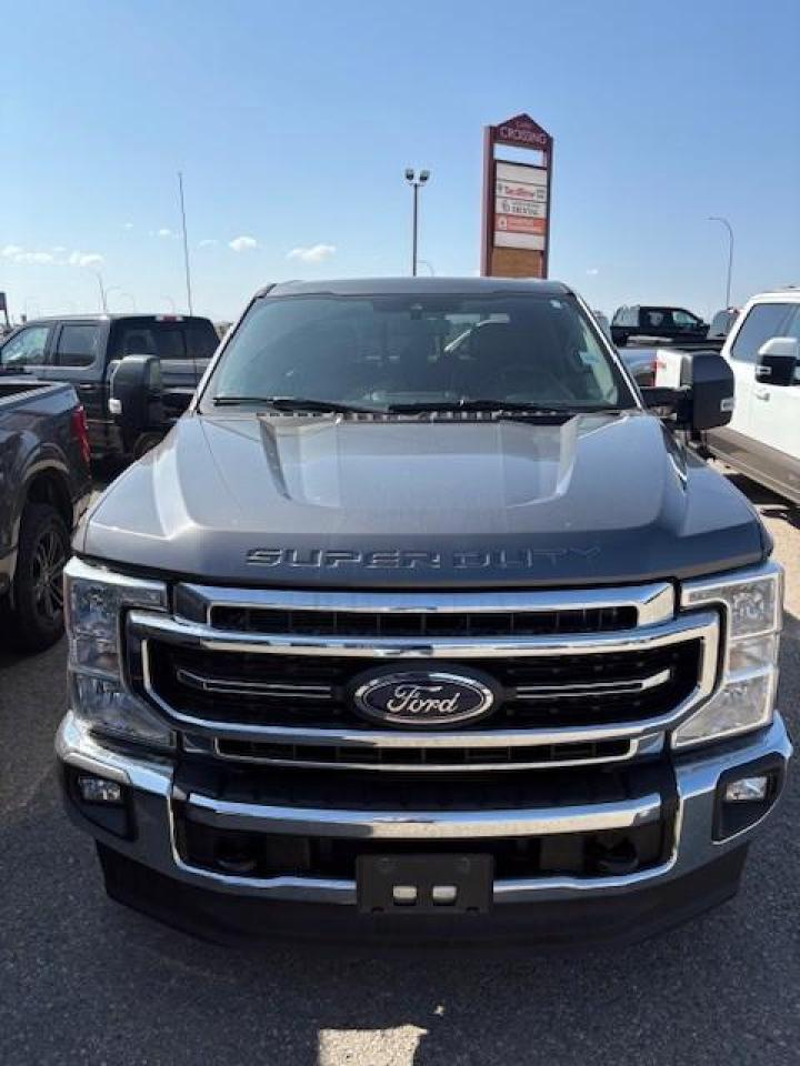 Used 2021 Ford F-350 Lariat for sale in Pincher Creek, AB
