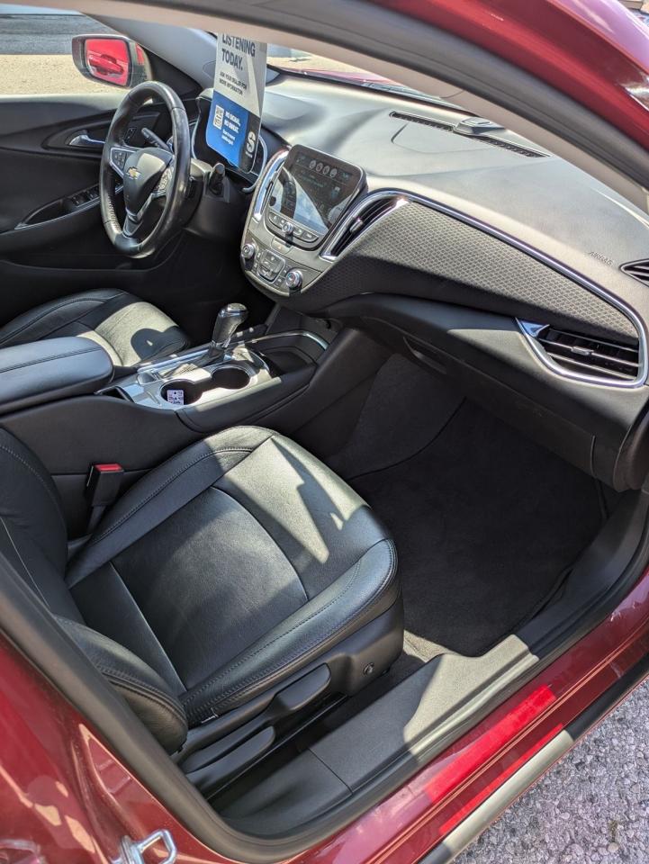 2016 Chevrolet Malibu LT - Photo #17