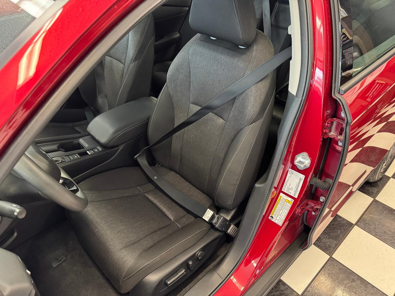 2023 Honda Accord EX+Roof+Adapive Cruise+LKA+BSM+CLEAN CARFAX Photo