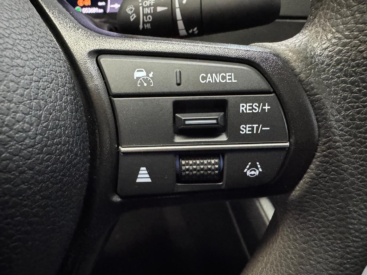 2023 Honda Accord EX+Roof+Adapive Cruise+LKA+BSM+CLEAN CARFAX Photo